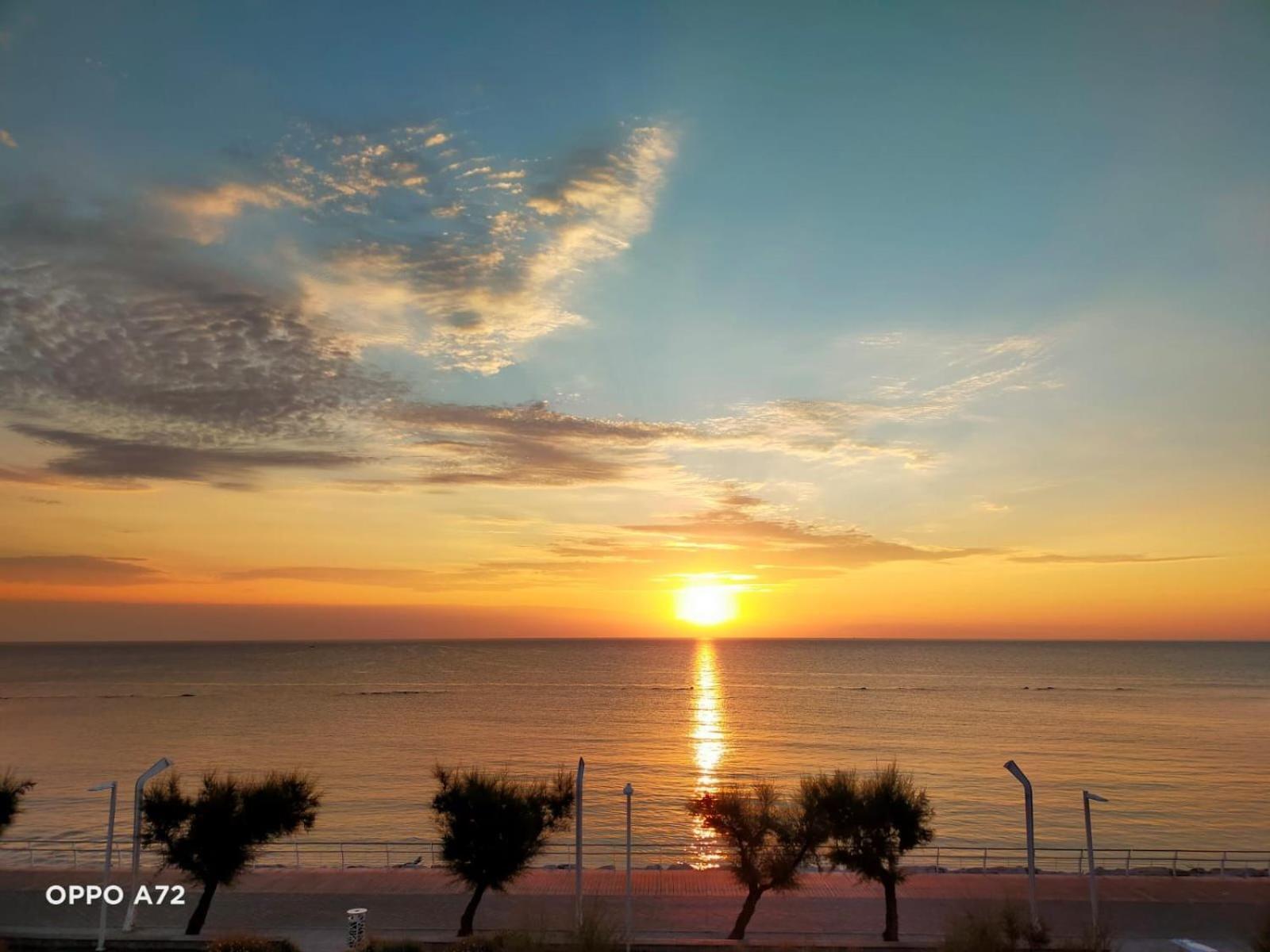 Hotel Metropol Pesaro Kültér fotó
