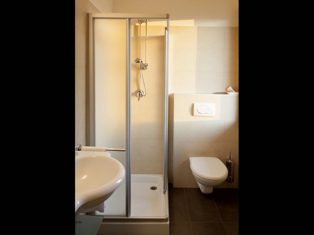 Hotel Metropol Pesaro Kültér fotó