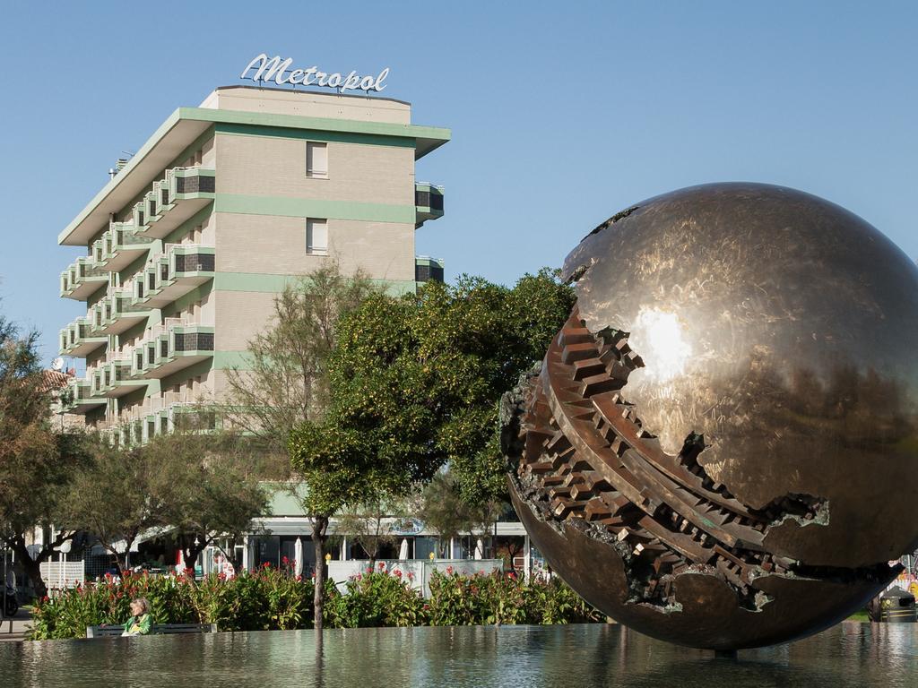 Hotel Metropol Pesaro Kültér fotó